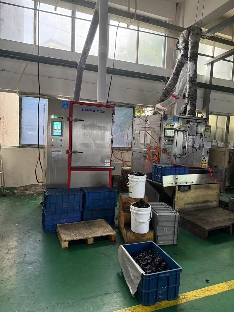 pege cryogenic deflashing machine pege cryogenic deflashing machine